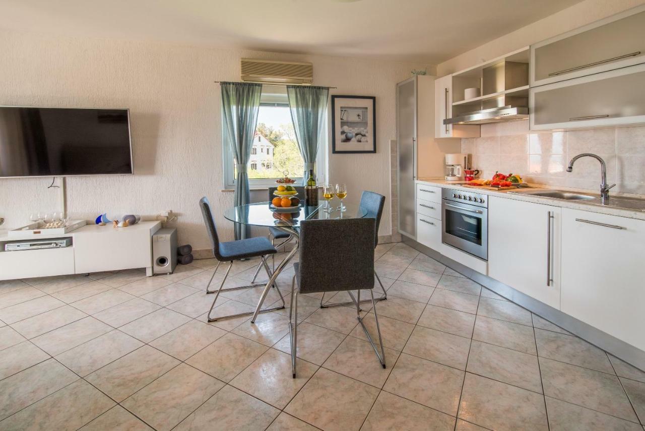 Apartment Luna مالينسكا المظهر الخارجي الصورة