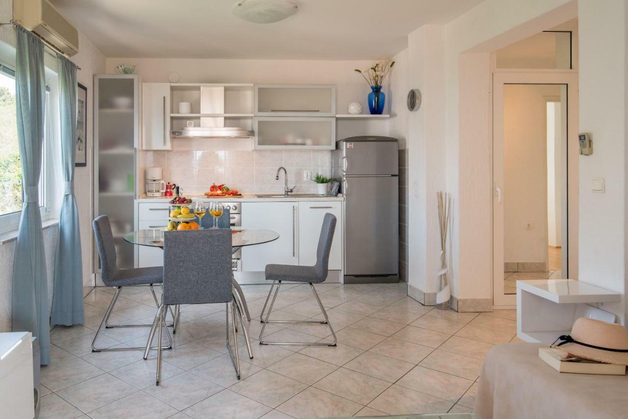 Apartment Luna مالينسكا المظهر الخارجي الصورة