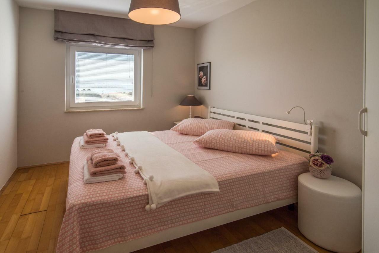 Apartment Luna مالينسكا المظهر الخارجي الصورة